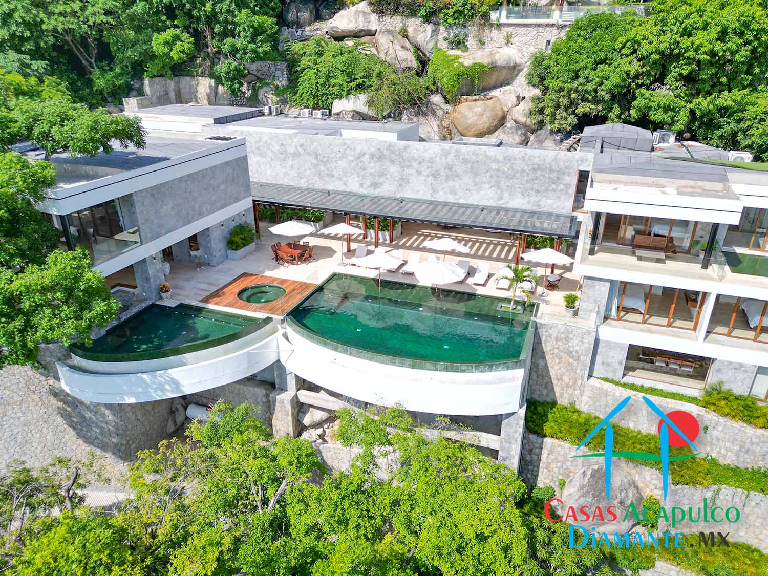 La Roqueta + La Solana: Lo mejor de lo mejor - La Roqueta Fachada 1